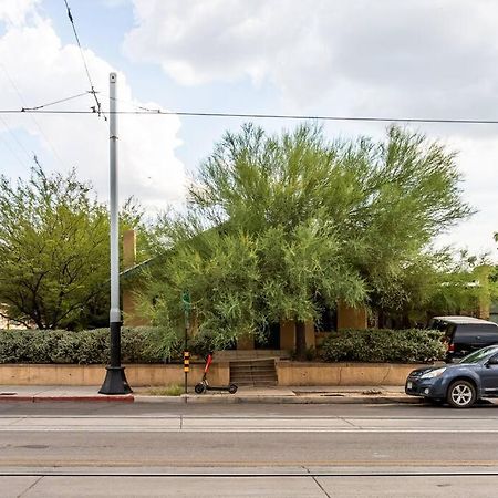 2Br Home W Parking Downtown Charm In Full Bloom! ทูซอน ภายนอก รูปภาพ