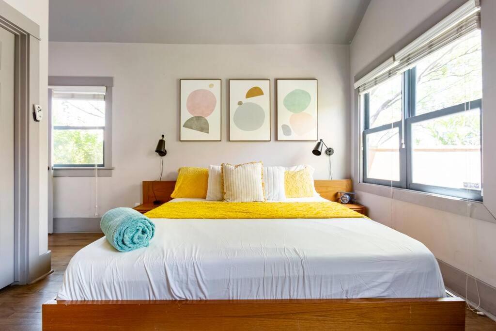 2Br Home W Parking Downtown Charm In Full Bloom! ทูซอน ภายนอก รูปภาพ