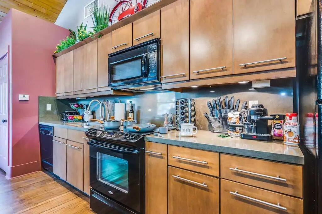 2Br Home W Parking Downtown Charm In Full Bloom! ทูซอน ภายนอก รูปภาพ